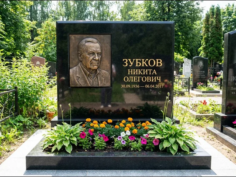 Памятник с барельефом — выполненная работа 19 в Волгограде