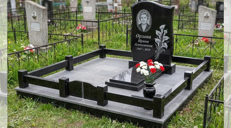 Памятник с гравировкой калл — выполненная работа «Орлова» в Волгограде