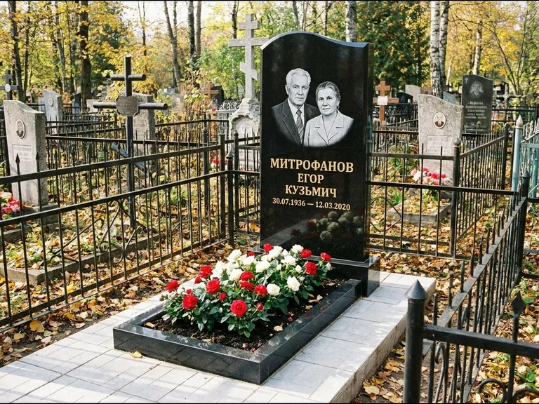 Гравировка портрета на чёрном граните — выполненная работа 17 в Волгограде