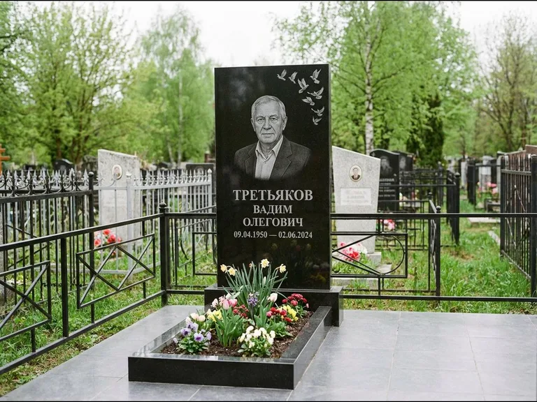 Памятник с гравировкой голубей — гравировка стаи голубей, взлетающей от угла стелы, работа «Третьяков» в Волгограде