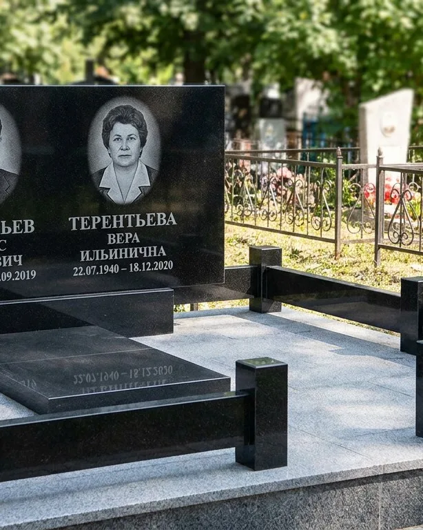 Премиум памятник под ключ с золочёной гравировкой в Волгограде