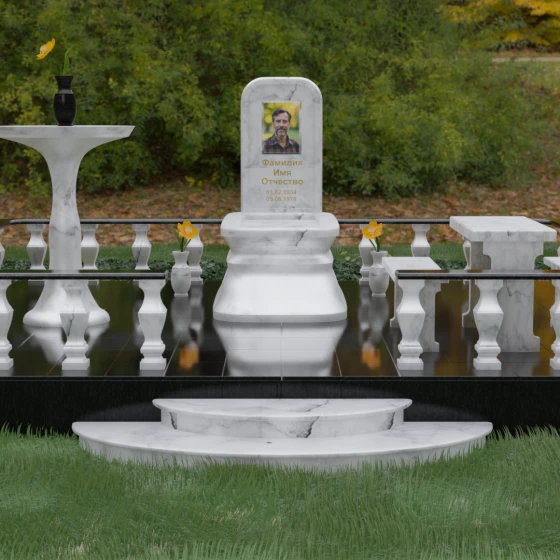 Гранитный мемориал со скругленной стелой, мрамор Тассос, вид 2